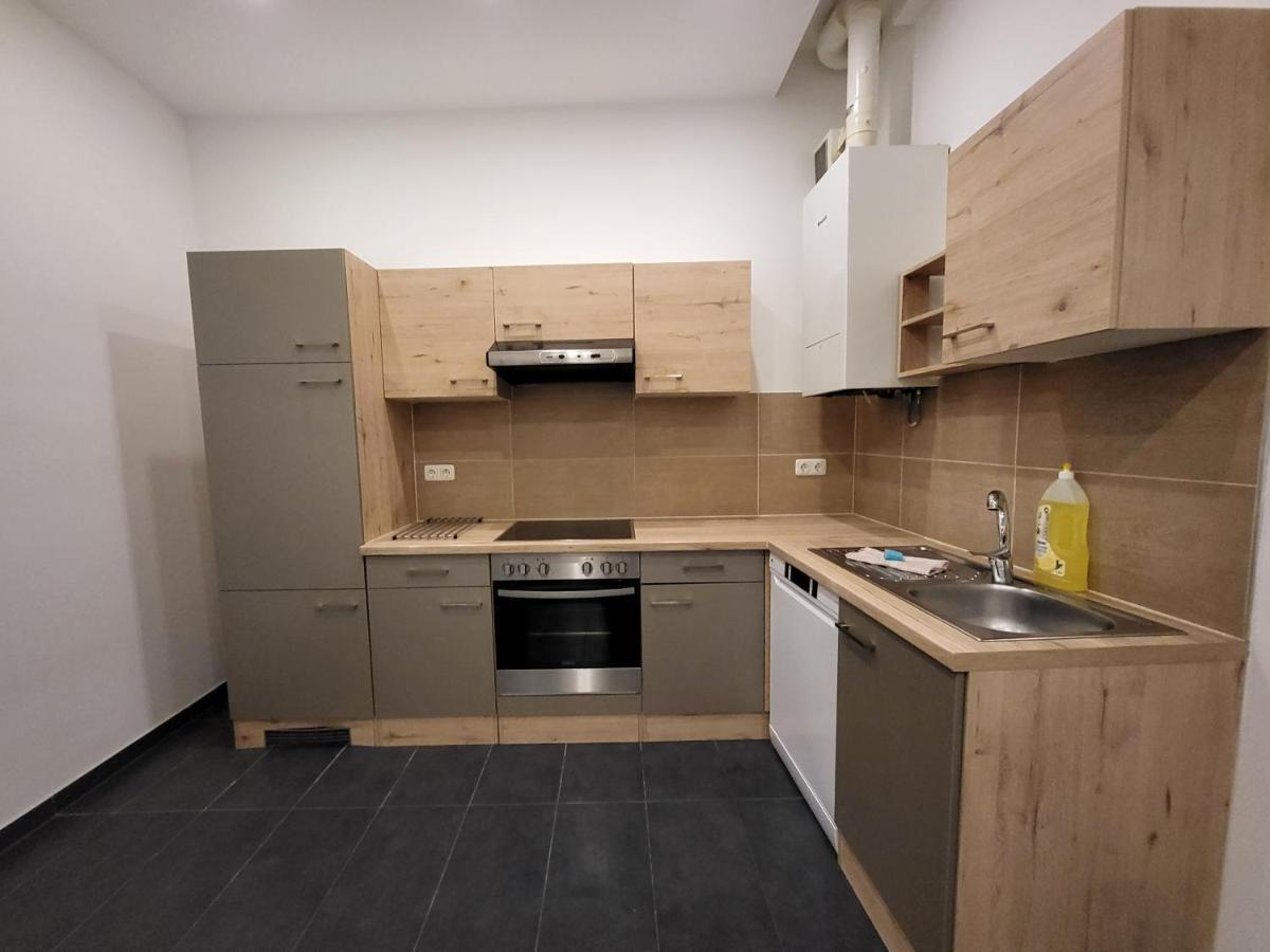 Donaufelder City Apartment Vienna Exterior photo